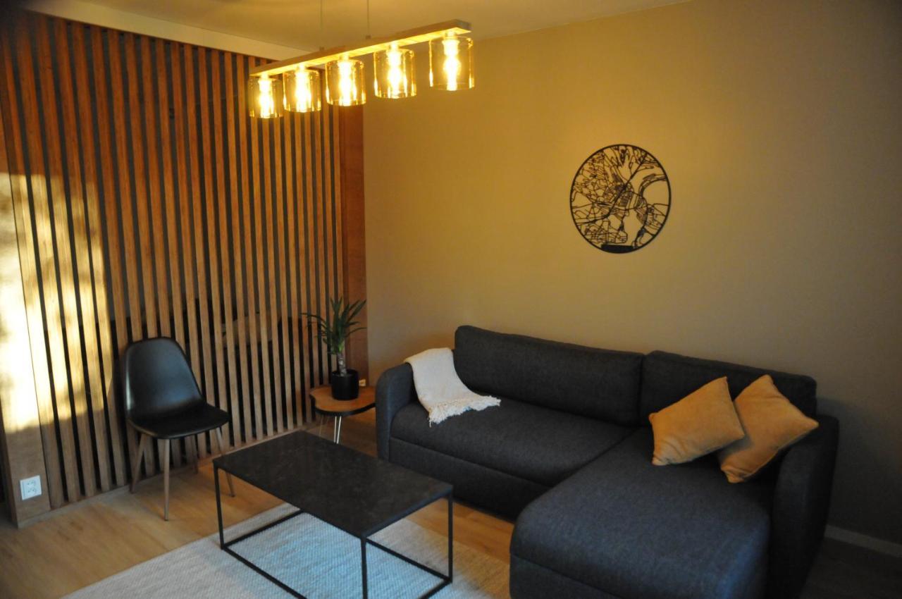 Apartment For Six Near Railway Station روفانييمي المظهر الخارجي الصورة